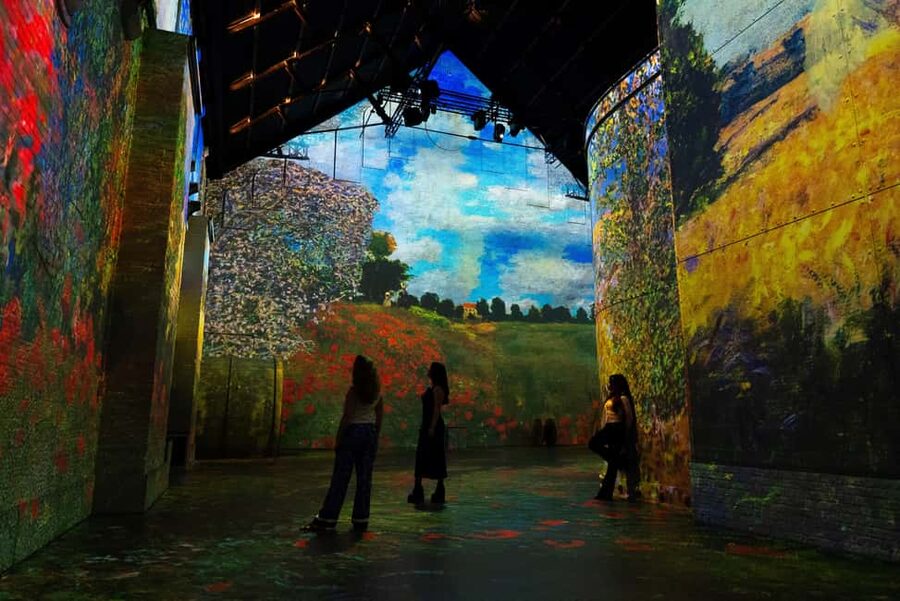 Amsterdam: Fabrique des Lumières Entry Ticket - The Kingdom of the Pharaohs, art on a monumental scale