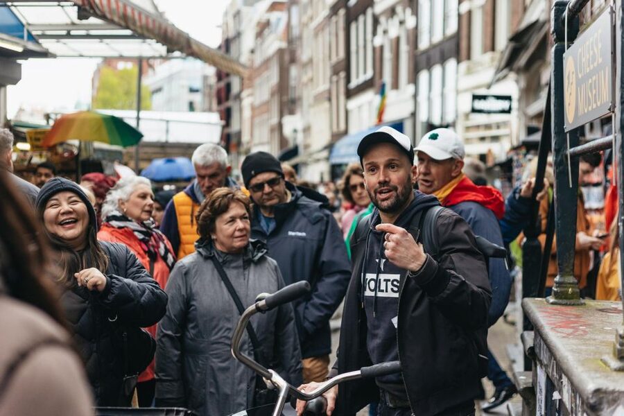 Amsterdam: Food and Culture Walking Tour with Tastings - The Jordaan, food stops, and local recommendations