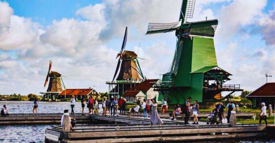 Amsterdam: Giethoorn and Zaanse Schans Windmills Day Tour - Key points to know before booking