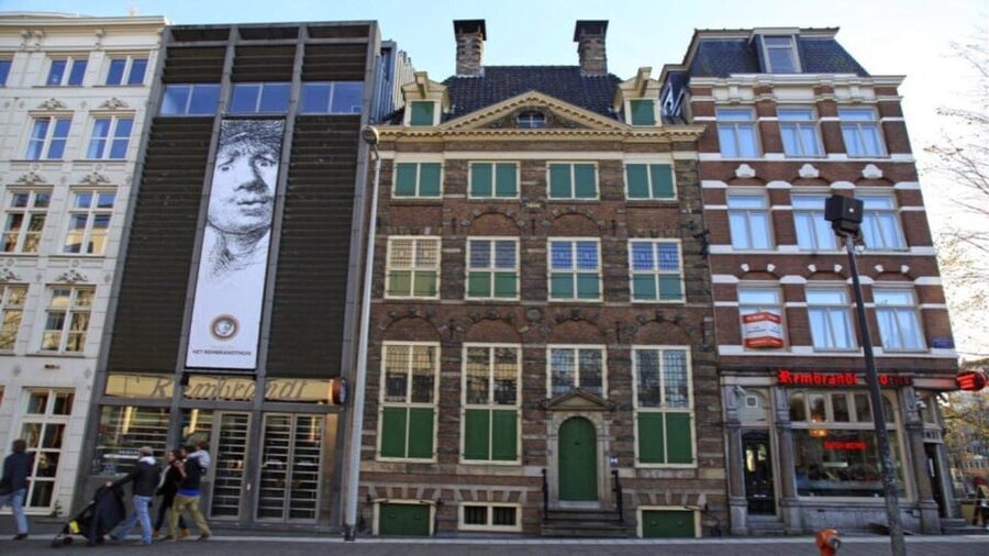 Amsterdam: Guided Anne Frank Small-Group Walking Tour - Zuiderkerk and the shape of old Amsterdam