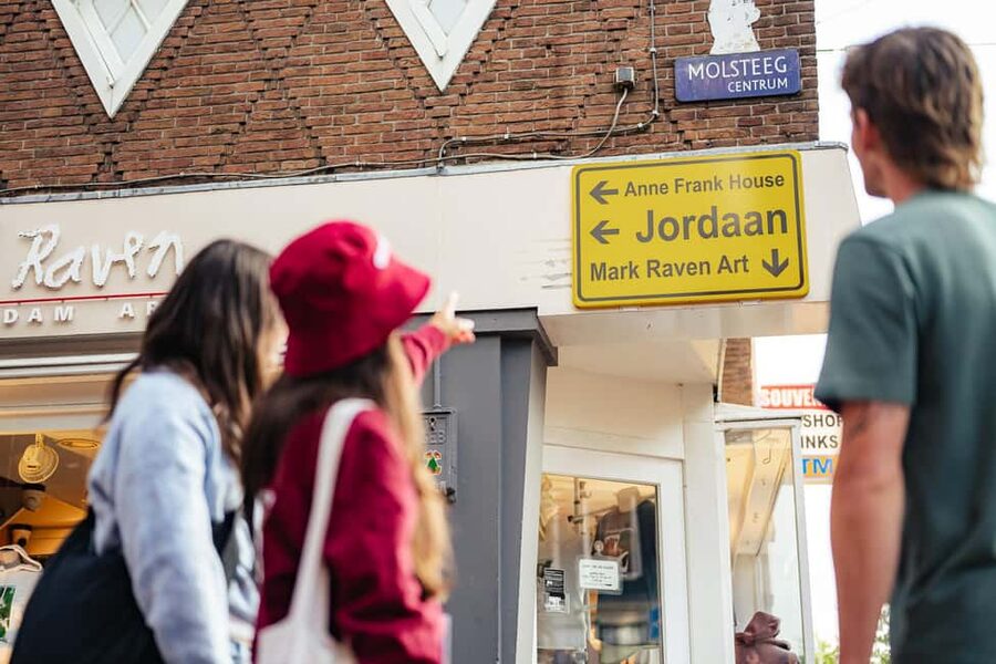 Amsterdam: Guided Cultural Food Tour in German or English - Why a food walk works so well in Amsterdam