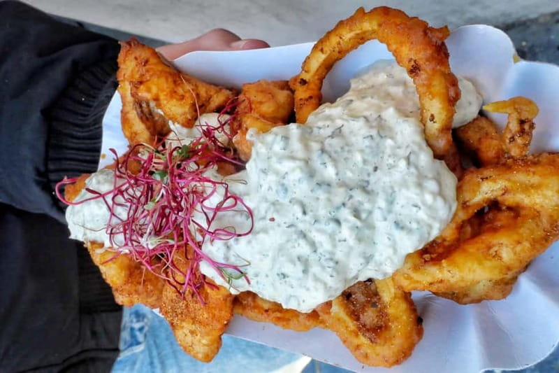 Amsterdam: Guided Food Tour with Tastings - Meeting outside Café Thijssen on Brouwersgracht