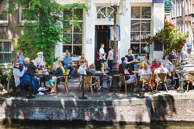 Amsterdam High-End Dutch Food & History Tour - Up to 8 guests - Starting with apple pie at Café Papeneiland