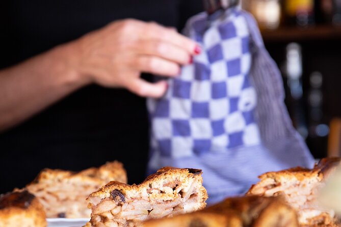 Amsterdam High-End Dutch Food & History Tour - Up to 8 guests - Sunday and Monday offer a different menu