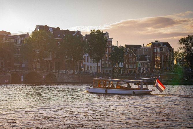 Amsterdam Highlights Canal Cruise with a Drink - Exploring the Jordaan district by canal