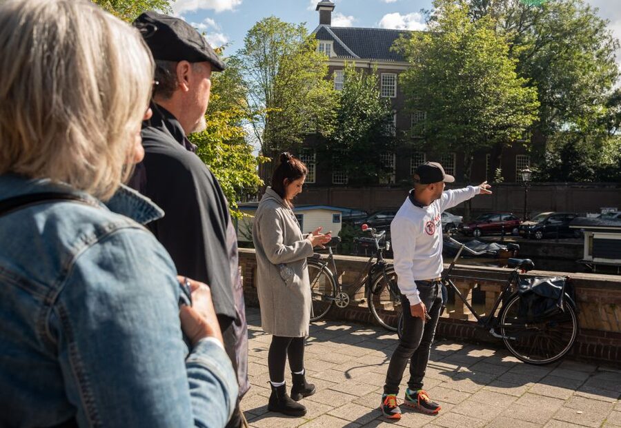 Amsterdam: Highlights & History Walking Tour - Key points at a glance