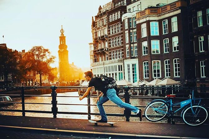 Amsterdam Highlights Walking Tour: Small Group Experience - Starting near Beursplein and finding your bearings