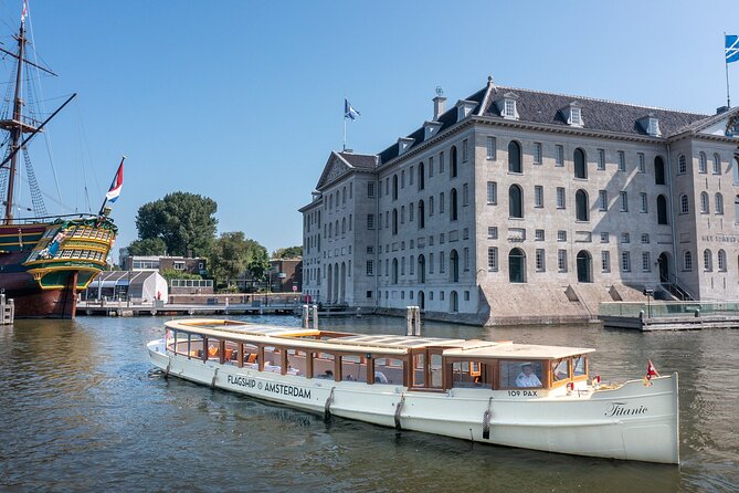 Amsterdam Historic Tour On Classic Saloon Boat - The canal ring from the water