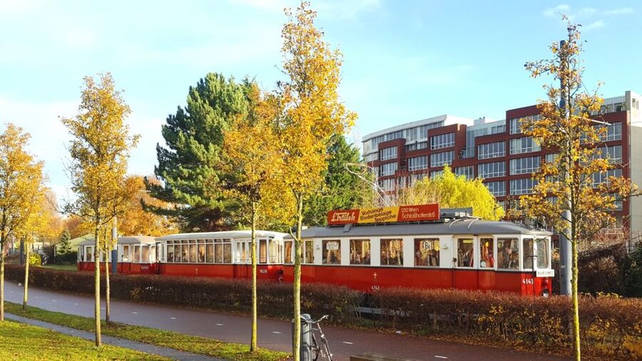 Amsterdam: Historic Tram Ride on Heritage Line to Amstelveen - Starting at Haarlemmermeerstation with a paper ticket