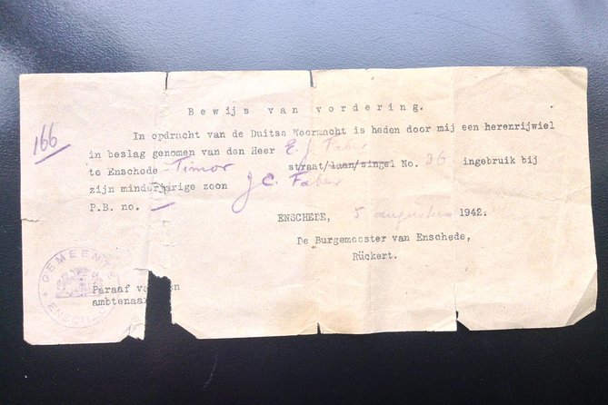 Amsterdam in World War II Tour - Magna Plaza and the post office under German rule