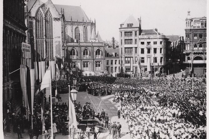 Amsterdam in World War II Tour - From Raadhuisstraat to the Multatuli statue