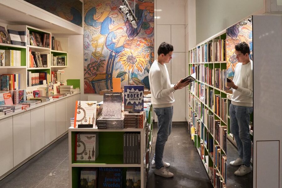 Amsterdam: Jewish Museum Entrance Tickets - Jewish Museum junior: a better stop for families