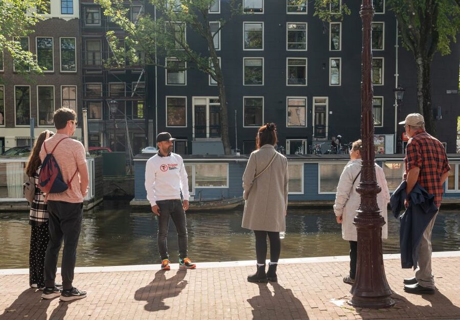 Amsterdam: Jewish Quarter and History Guided Tour - Starting beside the Amstel River