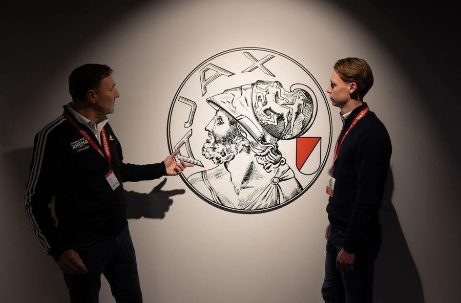 Amsterdam: Johan Cruijff ArenA Tour with Optional Guide - Arriving at Main Entrance E