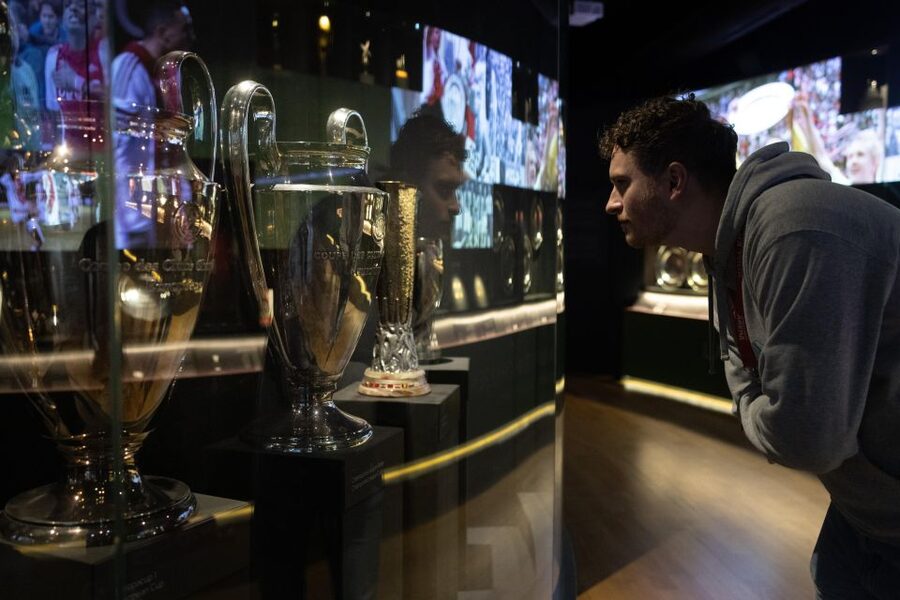 Amsterdam: Johan Cruijff ArenA Tour with Optional Guide - Choosing Between the Guide and the Audio Tour