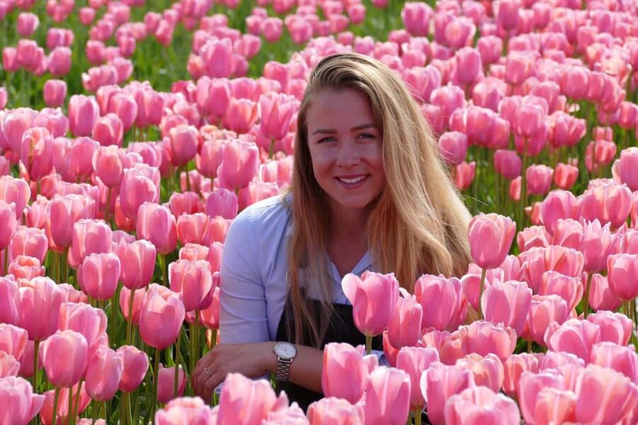 Amsterdam: Keukenhof, Tulip Farm Full-Day Tour with Cruise - 9:00 a.m. bus ride to the tulip farm