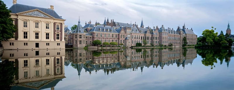 Amsterdam: Kinderdijk, Euromast, Delft and Den Haag Day Tour - Who should book this South Holland day?