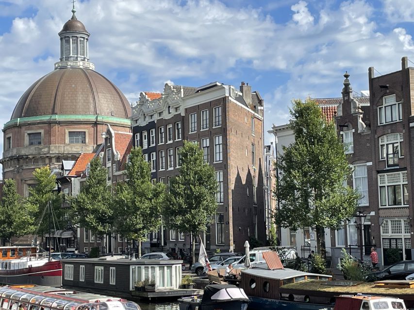Amsterdam: KULTOUR mit Biss. Kulinarische Stadtführung - Canals, local life, and the meaning of gezelligheid