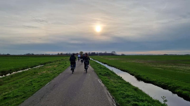 Amsterdam: Leisurely Windmill & Countryside Bike Ride - Across the IJ to Amsterdam-Noord