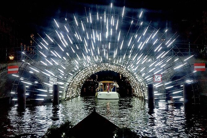 Amsterdam Light Festival: Canal Cruise + Snack & Unlimited Drinks - The 75-minute route through the light festival
