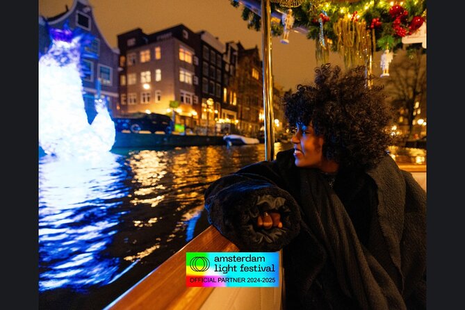 Amsterdam Light Festival: Cruise Unlimited Drinks & Bite option - Why a night cruise changes Amsterdam