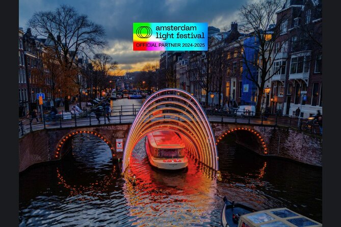 Amsterdam Light Festival: Heated Boat Cruise + Hot Drinks & Bite - Drinks and snacks: know what the upgrade includes