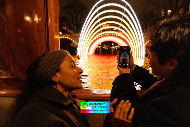 Amsterdam Light Festival: Heated Boat Cruise + Hot Drinks & Bite - Who will get the most from this cruise