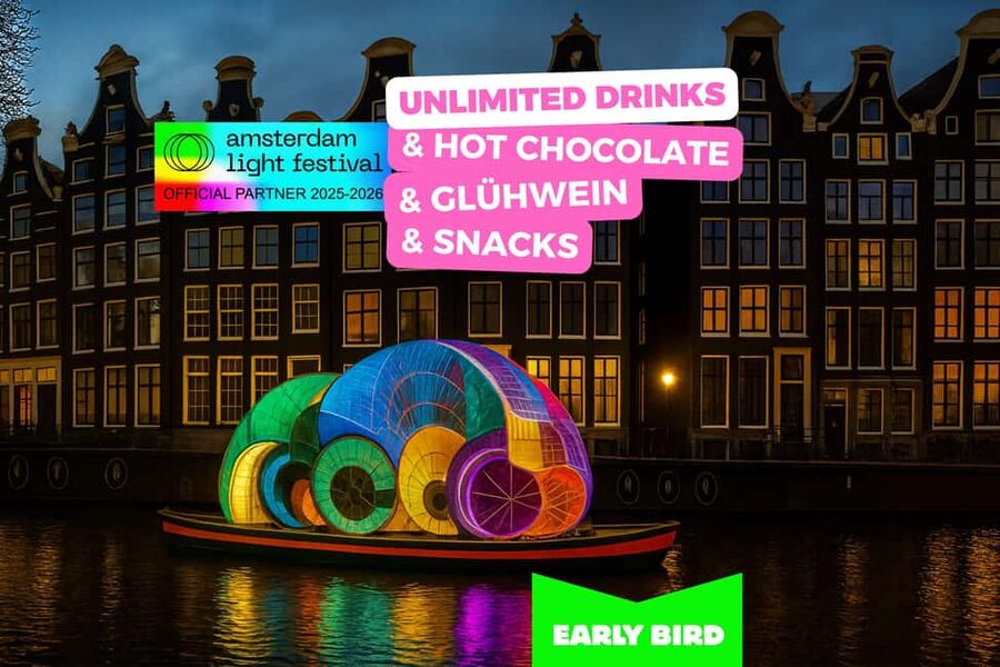 Amsterdam: Light Festival Heated Cruise with Drinks & Snacks - Why the heated saloon boat matters