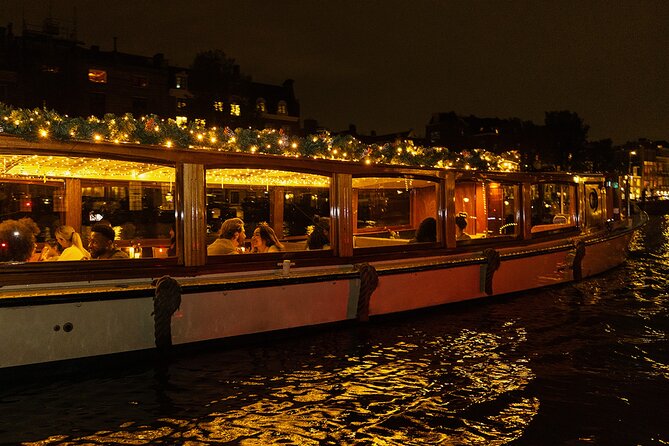 Amsterdam Light Festival: Heated Cruise with Hot Drinks & Bite - Following the 75-minute festival route
