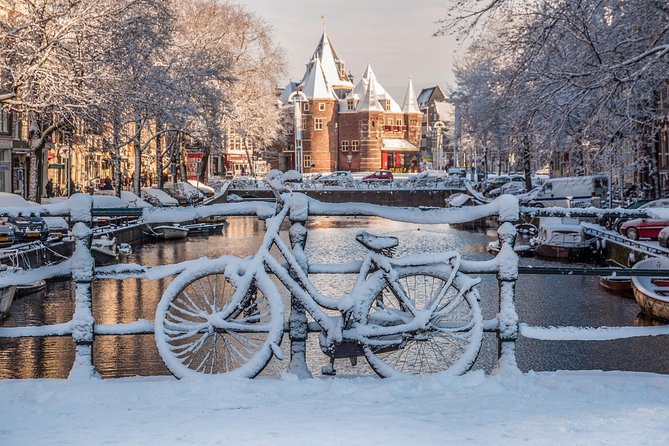 Amsterdam Light Festival Winter Walk with Stroopwafel Workshop - Munttoren and the Flower Market