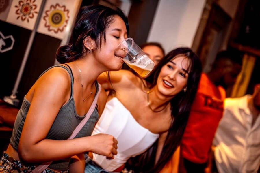 Amsterdam: Original Pub Crawl Party with VIP Entrance - VIP club entry and the final dance stop
