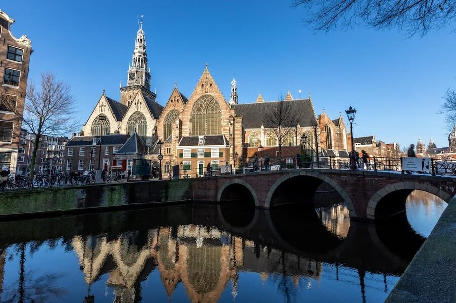 Amsterdam: Oude Kerk Entry Ticket - A place where Amsterdam’s public life unfolded