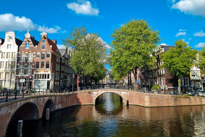Amsterdam Pedicab City Tour (2 hours) - Nieuwmarkt and Montelbaanstoren reveal the defensive city