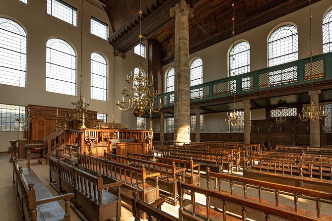 Amsterdam: Portuguese Synagogue Entrance Ticket - Entering the Portuguese Synagogue in 1675