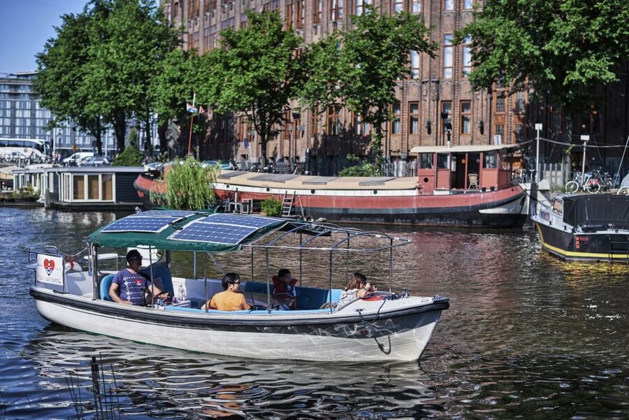 Amsterdam: Private Canal Tour - Is $157 good value for your group?