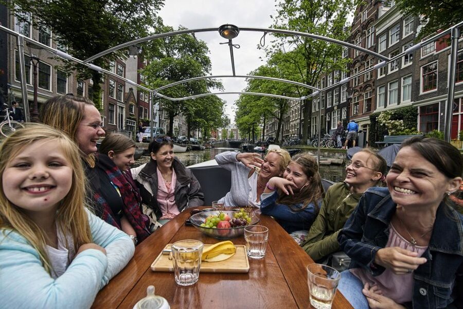 Amsterdam: Private Canal Tour - Who will enjoy this cruise most?