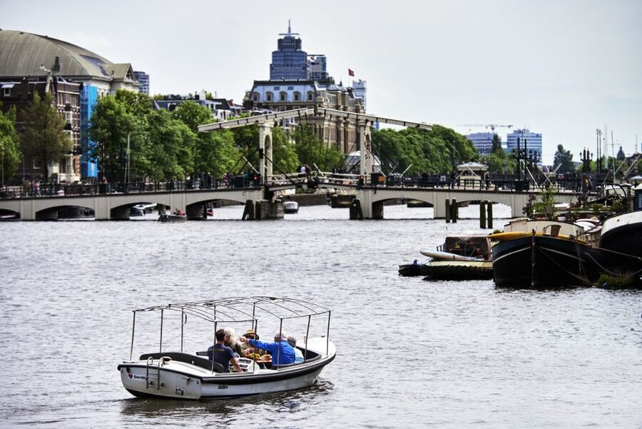 Amsterdam: Private Canal Tour - Timing, weather, and what to bring