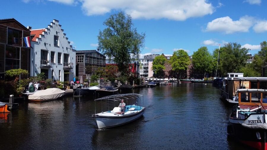 Amsterdam: Private Canal Tour - Why the small boat changes the route