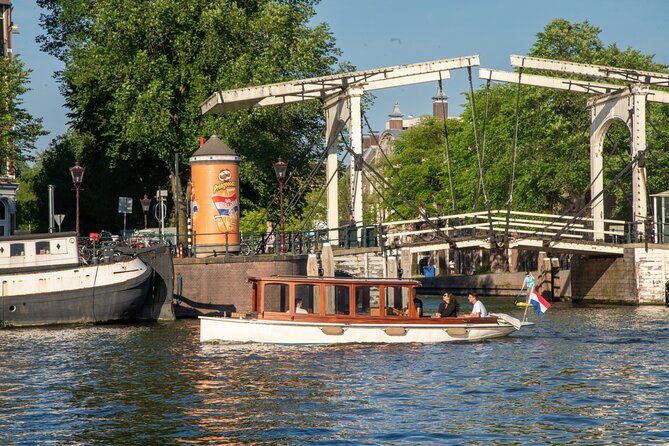 Amsterdam Private Dinner Cruise incl Drinks & 2-course Dinner 2hr - Why a Private Amsterdam Dinner Cruise Feels Different