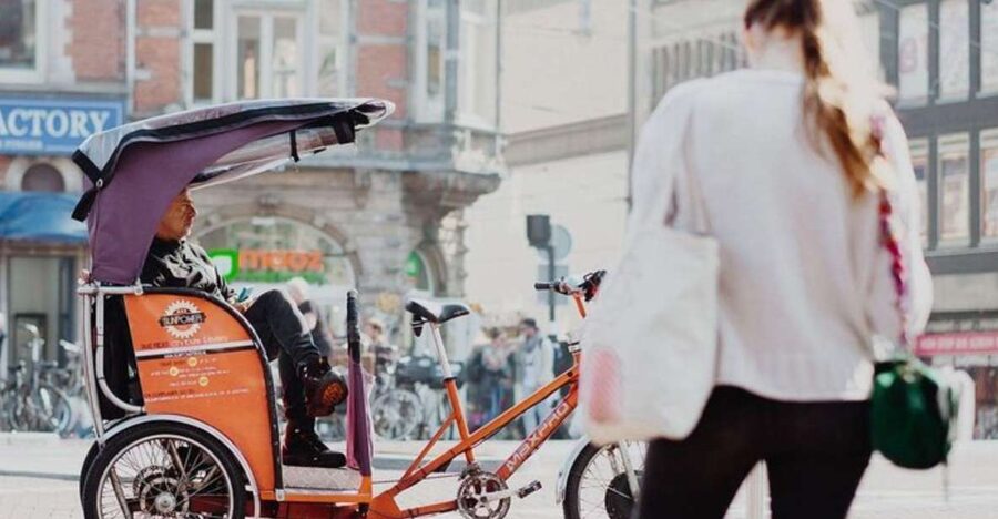 Amsterdam: Private Guided City Tour by Pedicab - Why a pedicab works so well in Amsterdam