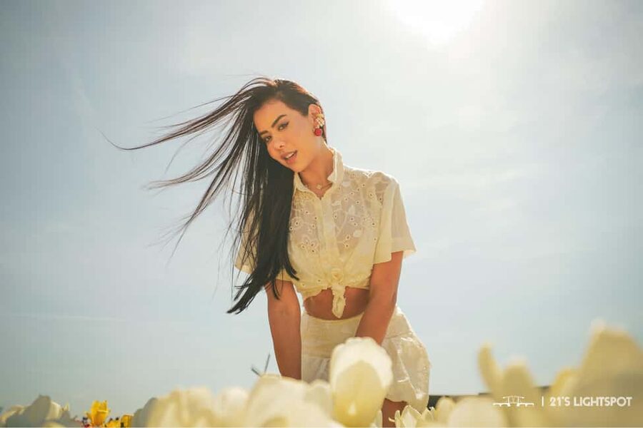 Amsterdam: Private Photoshoot for Couple, Family, or Solo - Price, duration, and practical value