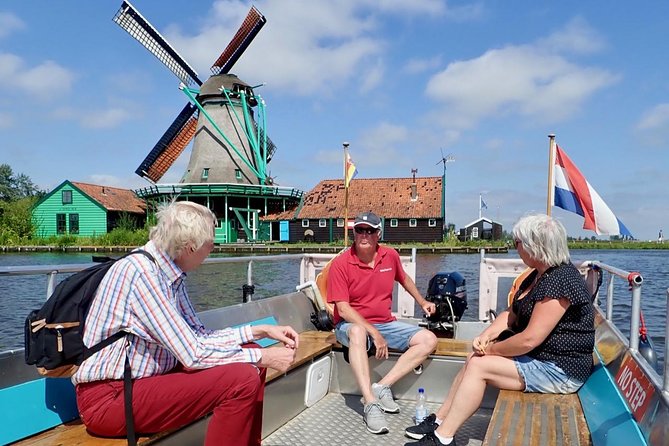 Amsterdam private tour to windmills, cheese farm and villages - Monnickendam and the best place to pause for lunch