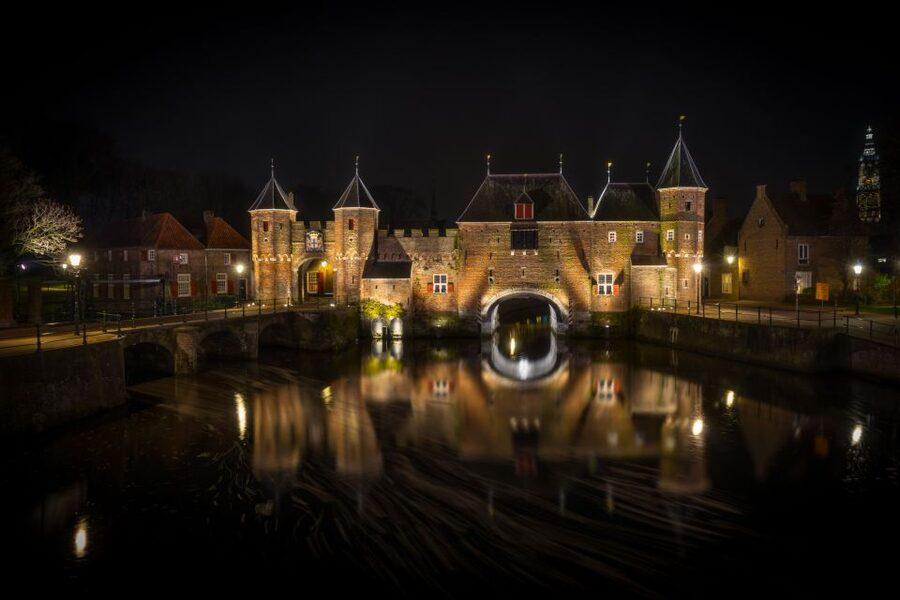 Amsterdam Private Welcome Tour with a Local Guide - The value of a private group at $63 per person