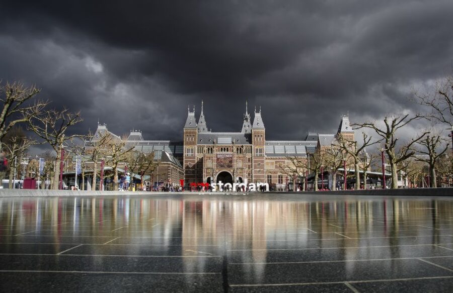 Amsterdam Private Welcome Tour with a Local Guide - Guide personalities can shape the day