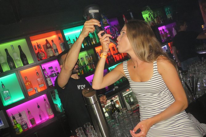 Amsterdam Red Light District Pub Crawl - The hosts can make or break the experience