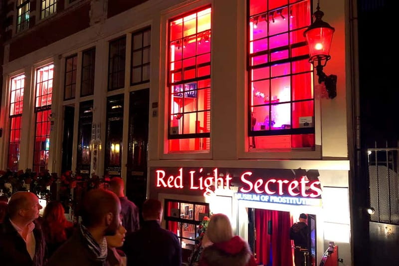Amsterdam: Red Light District Tour - Dam Square and the story behind Amsterdam’s tolerance