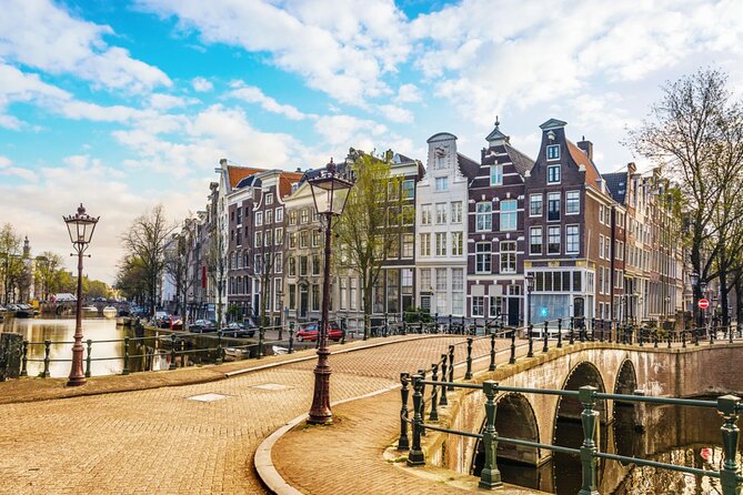 Amsterdam Red Light District Treasure: Self-Guided Tour & Quest - Finishing at Our Lord in the Attic Museum
