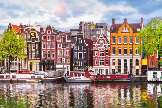 Amsterdam Red Light District Treasure: Self-Guided Tour & Quest - Starting beneath the neo-Renaissance roof of Centraal Station