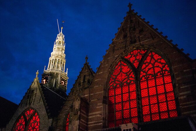 Amsterdam Red Light District Walking Tour in EN/DE/IT/ES - The Oude Kerk and the district’s medieval roots