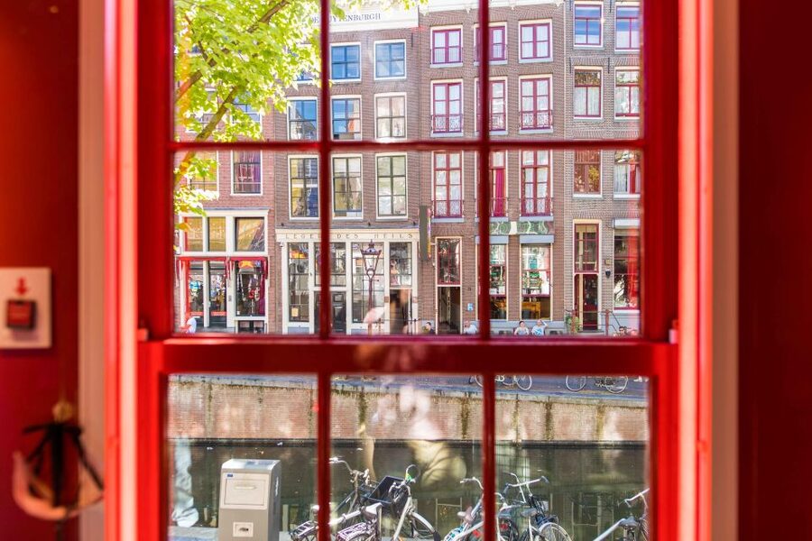 Amsterdam: Red Light Secrets Museum and 1-Hour Canal Cruise - Inside the Red Light Secrets Museum